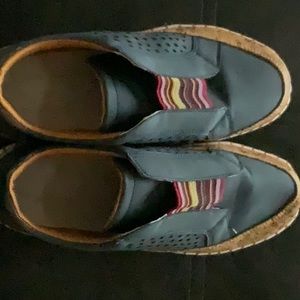 Ordered online.  Brand new with no brand and size on shoes.